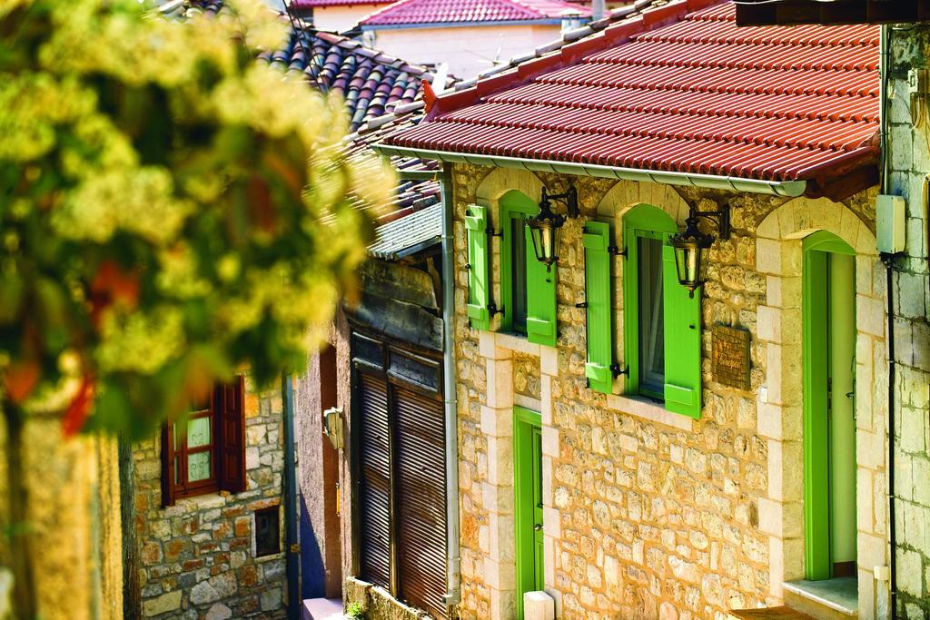 Enastron Guesthouse Dimitsana Extérieur photo