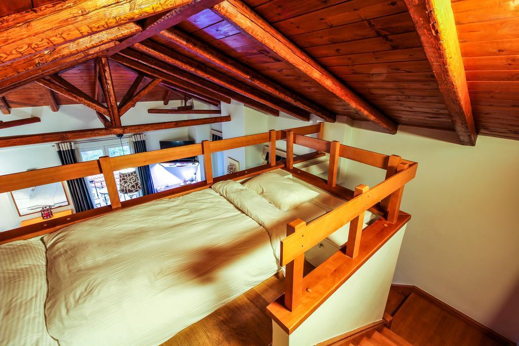 Enastron Guesthouse Dimitsana Extérieur photo
